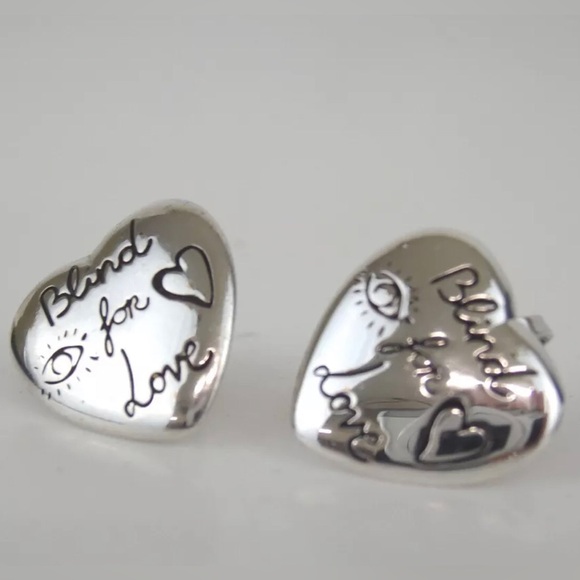 GUCCI Silver Heart Blind for Love Stud Earrings ๐คฉ๐๐ฅ - Picture 9 of 11